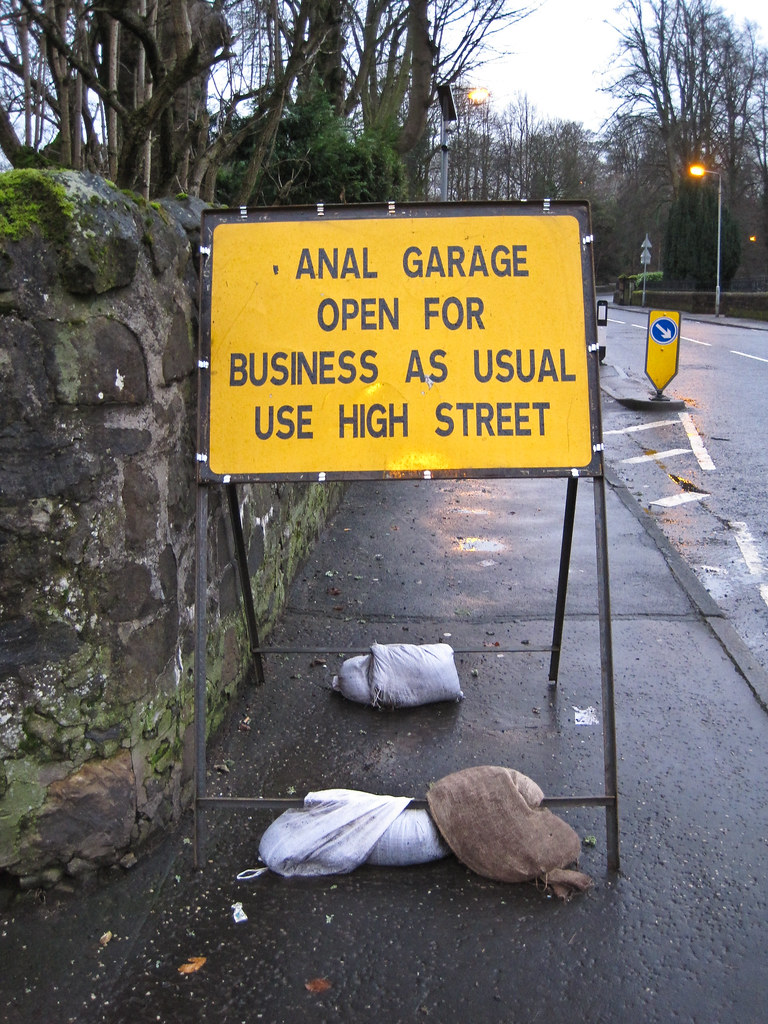 Johnstone Garage 20 January 2010 Vinegar Tom Flickr