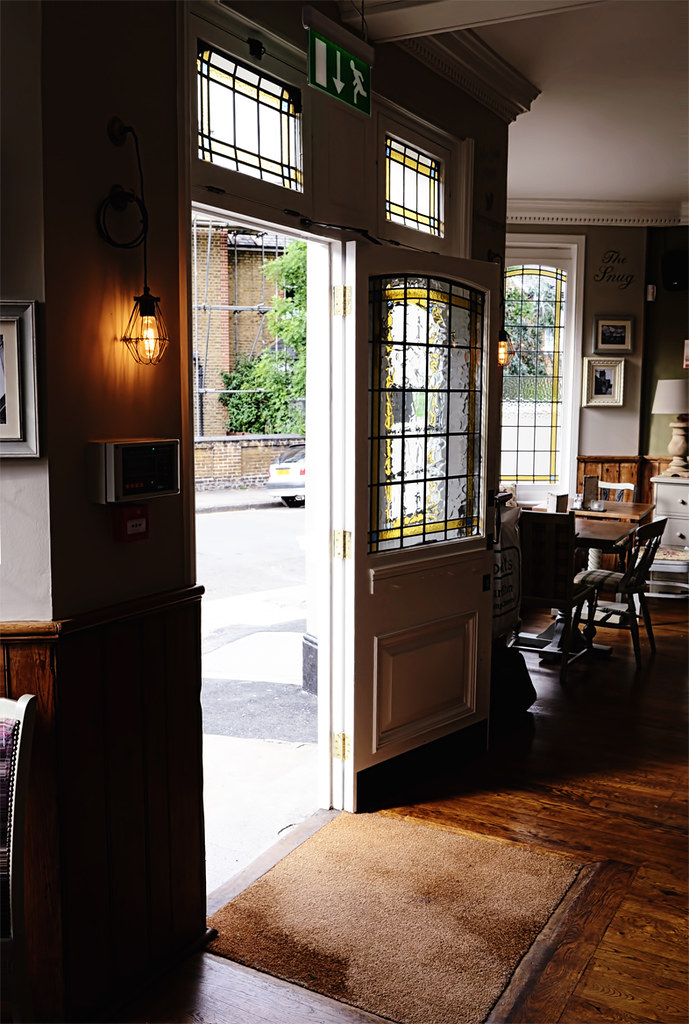 TastingBritain.co.uk The Spring Grove, Kingston 'Spring … Flickr