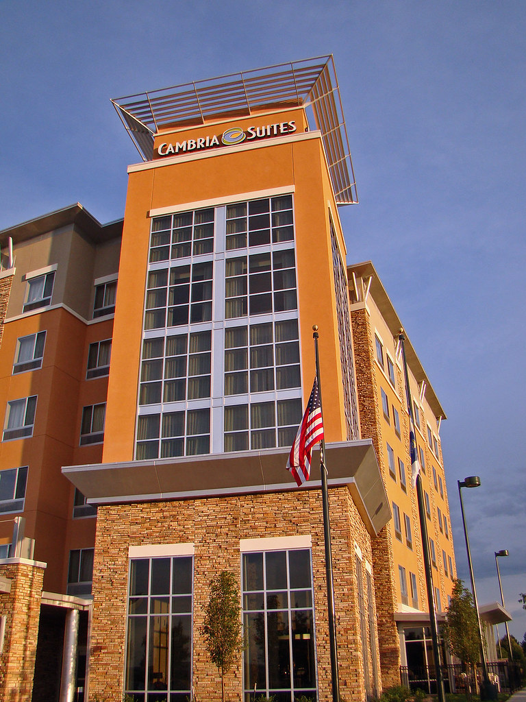 Cambria Suites, Aurora, 18 Aug 2009 The Cambria Suites whe… Flickr