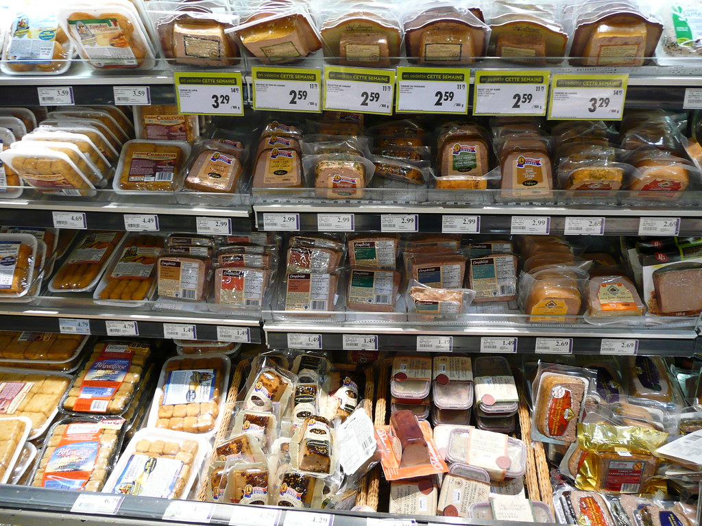 IGA Supermarket, SainteAnnedeBeaupre Pie / Pasteten
