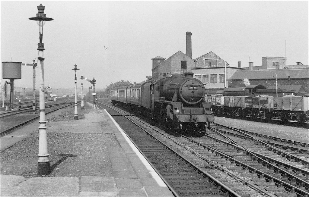 Leeds Bramley Station. 1960. A view looking west towards … Flickr