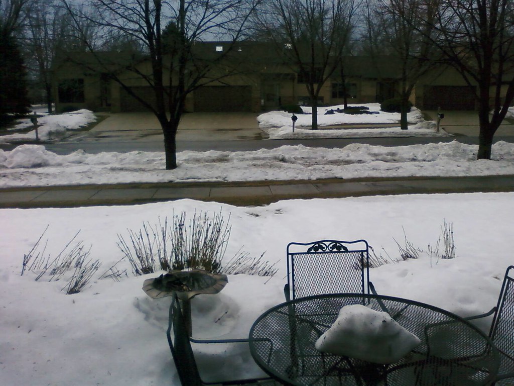 Bethany Towers I & II First peak of the sun since I arrive… Flickr