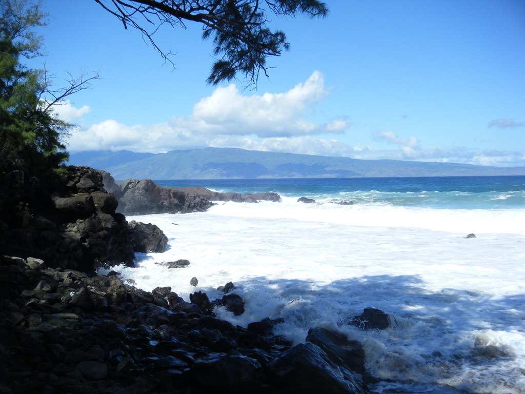 maui 1109 013 mokuleia bay, maui. gary sielaff Flickr