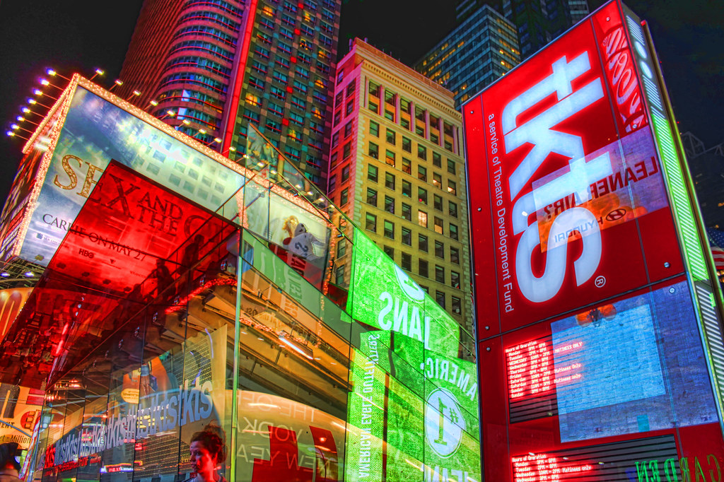 TKTS Booth in Times Square TKTS Discount Booths offer tick… Flickr