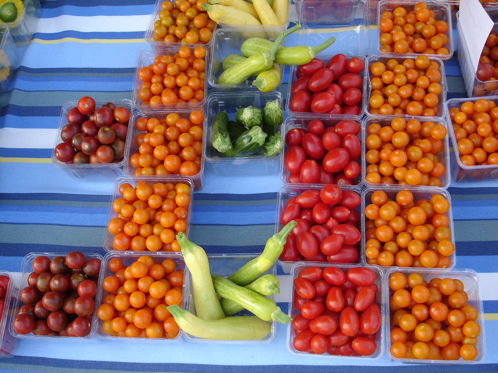 Carrboro Farmers Market tomatoes and squash From Sept. 7… Flickr