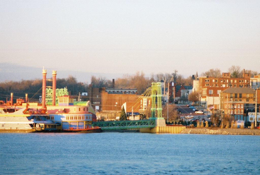 Alton, Illinois From West Alton, MO Tyler Warren Flickr