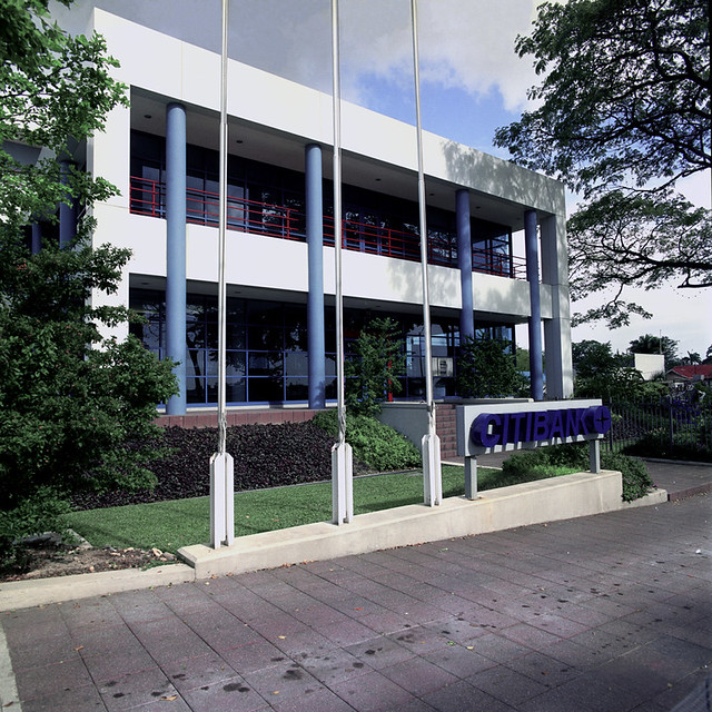 citibank, queen's park east a photo on Flickriver