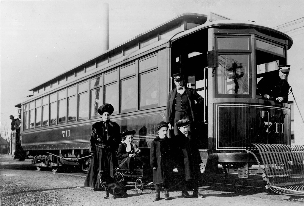Streetcar Omaha/Council Bluffs. Open door streetcar, Oma… Flickr