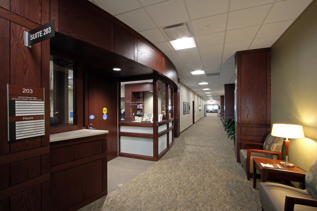 AuroraHealthcareRacineClinic_CancerCenterCorridor_Hea… Flickr