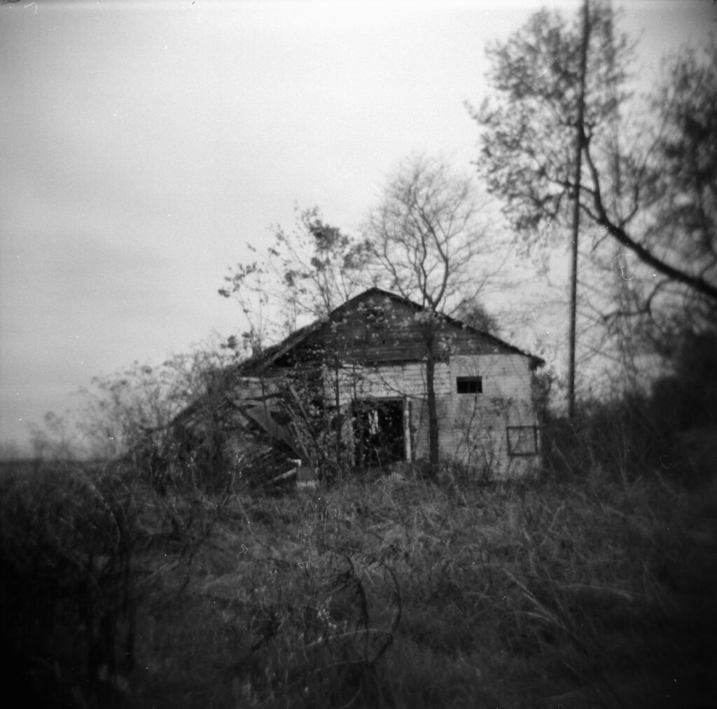 this old house Keo, Arkansas Lonoke County Holga 120N/Ilfo… Flickr