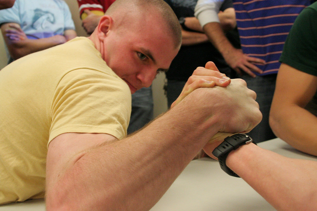 Arm Wrestling Day (353 of 443).jpg Hector Alejandro Flickr