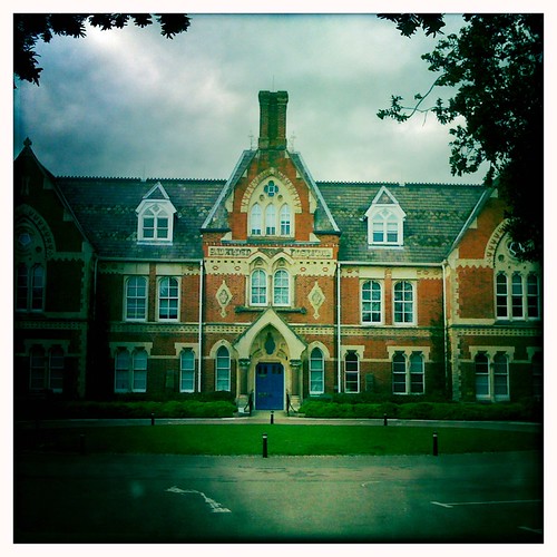 Saffron Walden Council Offices Taken on a 1st gen iPhone u… Flickr