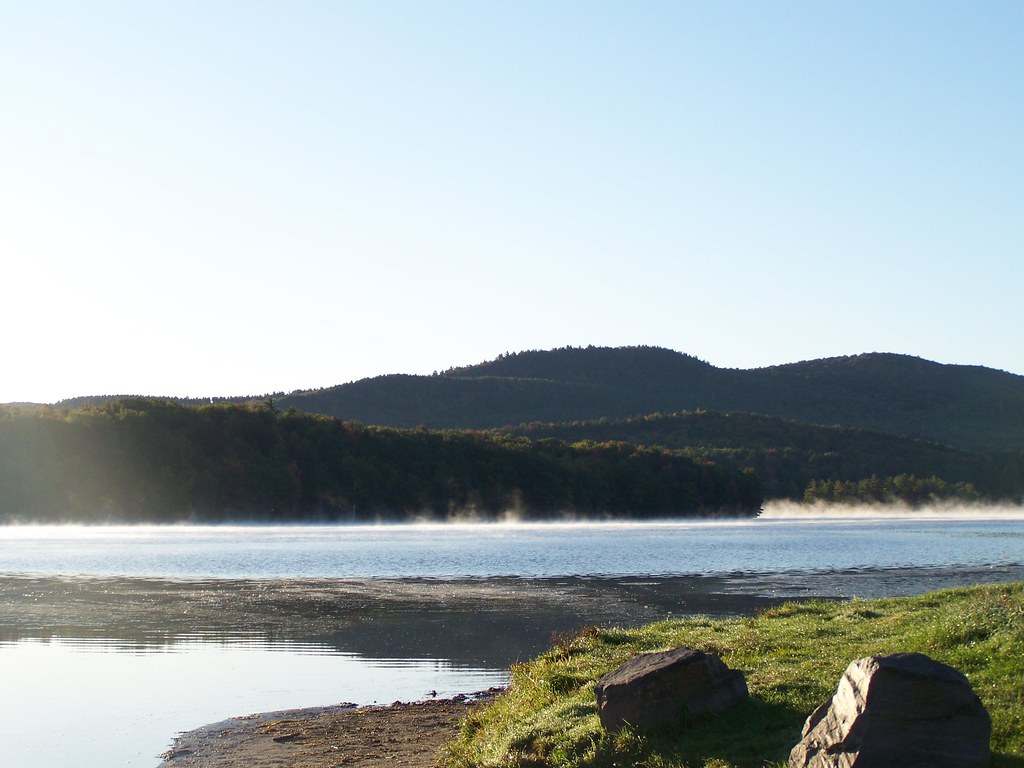 Lake Iroquois_2095 Lake Iroquois, Hinesburg, VT Bob Von Bruns Flickr
