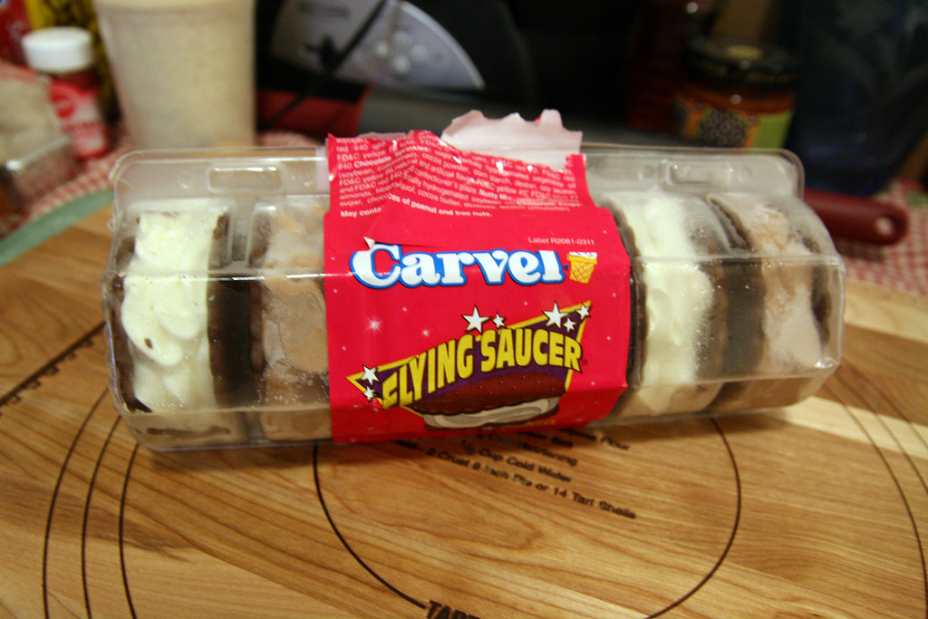 Carvel Flying Saucer Frank eng Flickr