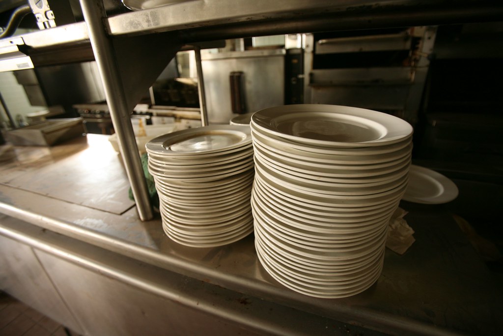 Chesapeake Restaurant0037rd More plates left behind by the… Flickr