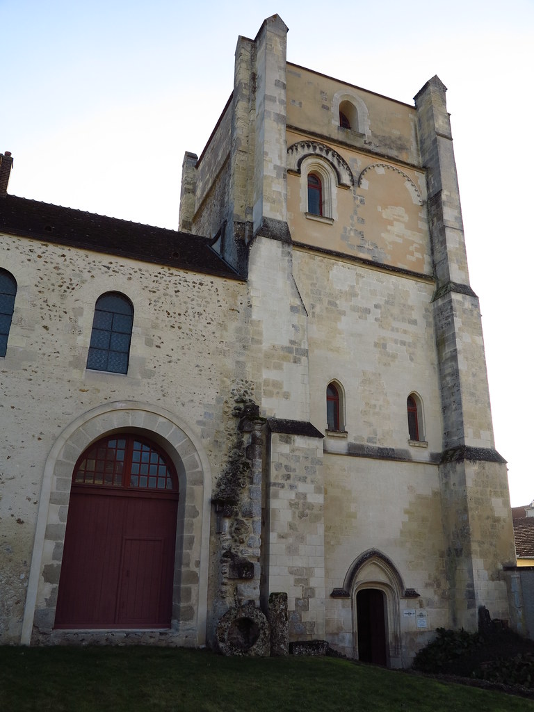 Abbaye de Jouarre Abbaye NotreDame (détail des bâtiments … Flickr
