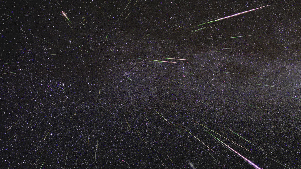 Meteor shower NASA The Perseid meteor shower lights up t… Flickr