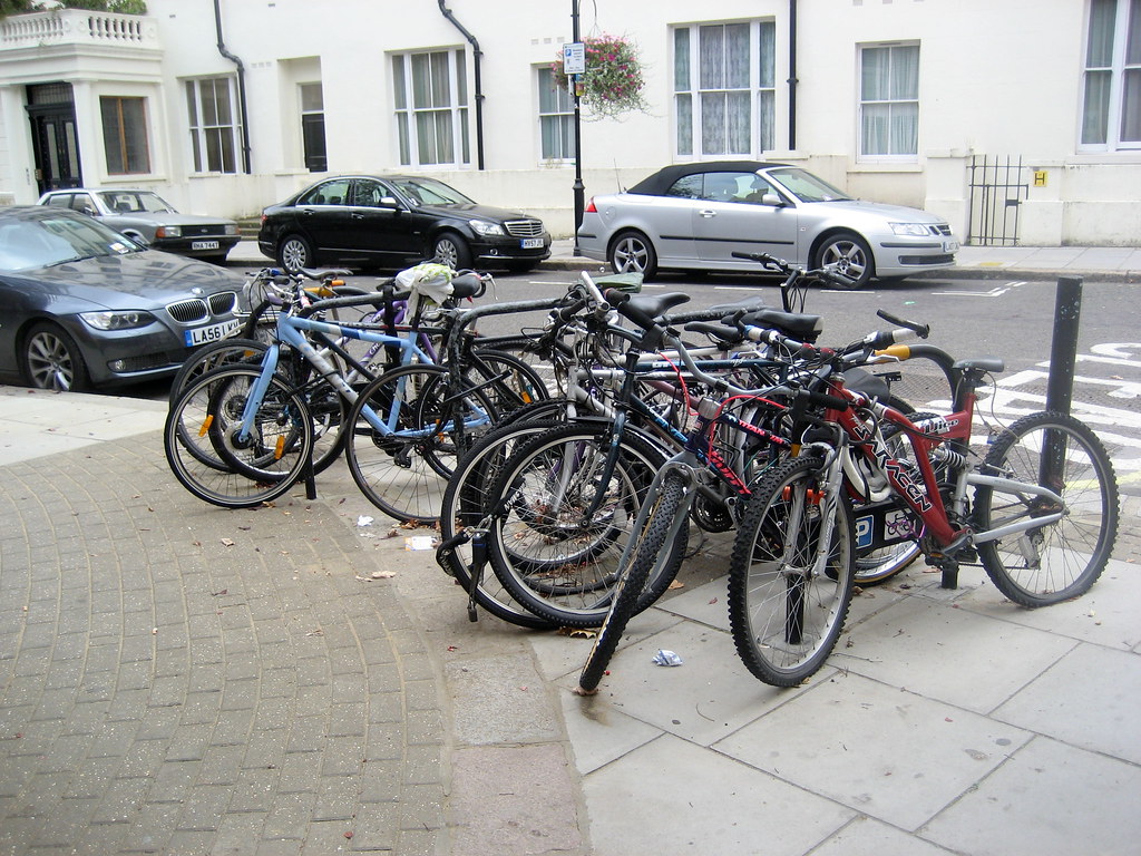 London Westminster bike parking_Sept09mk EURIST e.V. Flickr