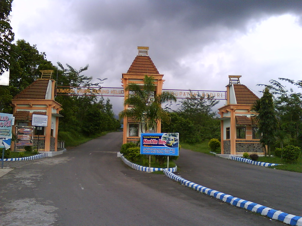 gerbang wisata gunung kelud eureka tour Flickr