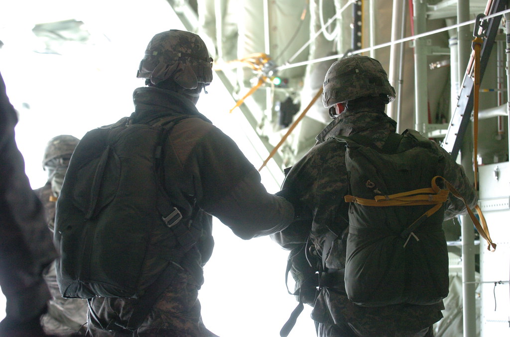 5th Quartermaster Company goes airborne Feb. 10. the Soldi… Flickr