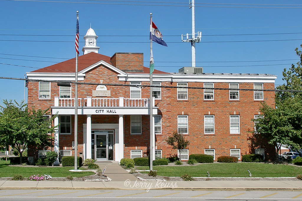 20050930 Overland MO City Hall The City Hall building ho… Flickr