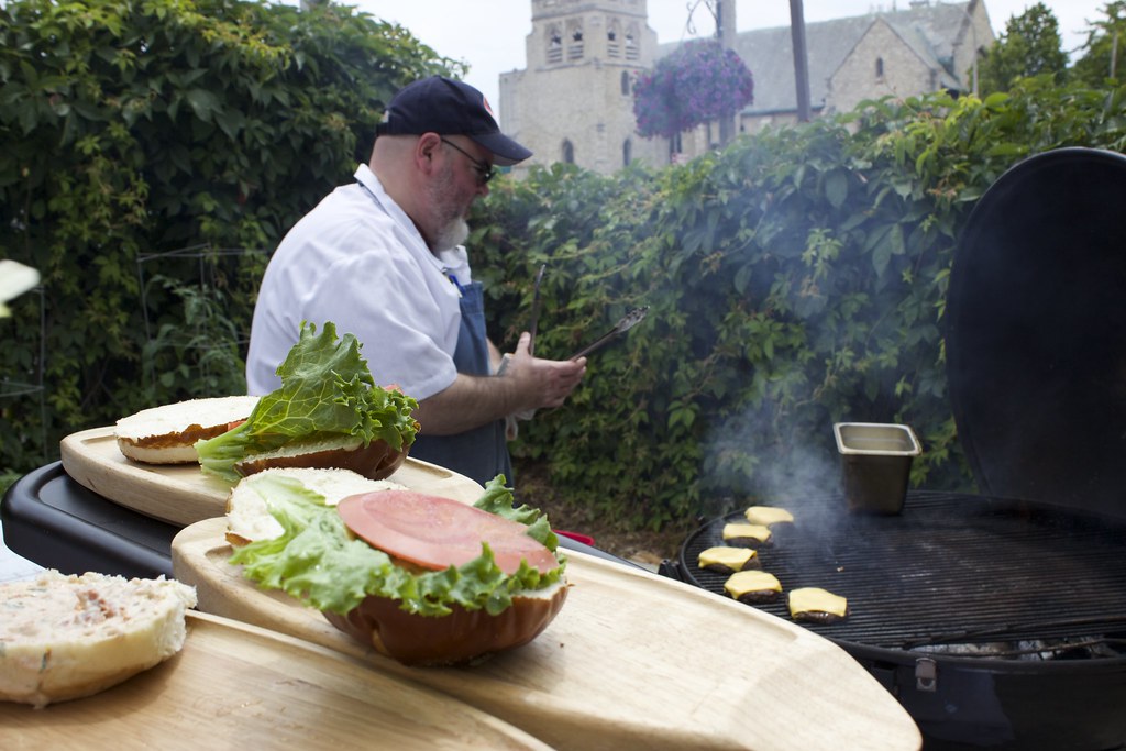 Patio Burgers Mangia Mangia Wine Bar opened a new summer… Flickr