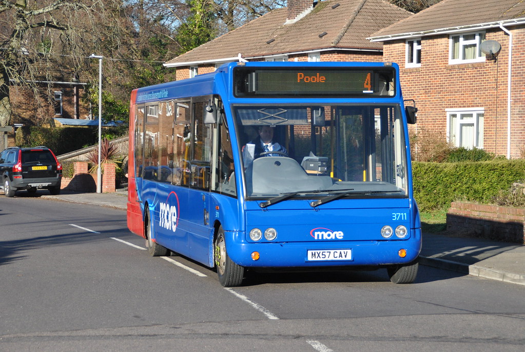 3711 MX57CAV Hillbourne Road on Friday 20 January 2017 wit… Flickr