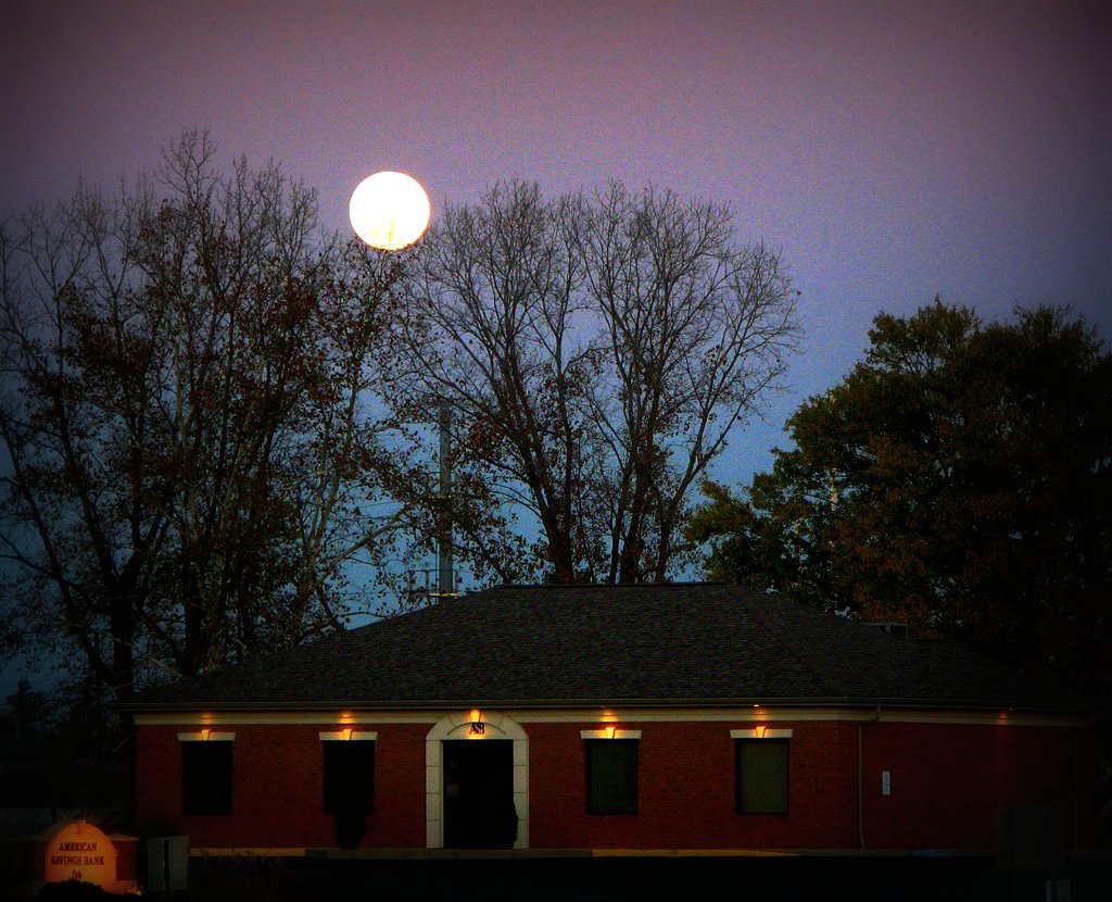 Beaver Moon Rising above Waverly, Ohio I lingered a while,… Flickr