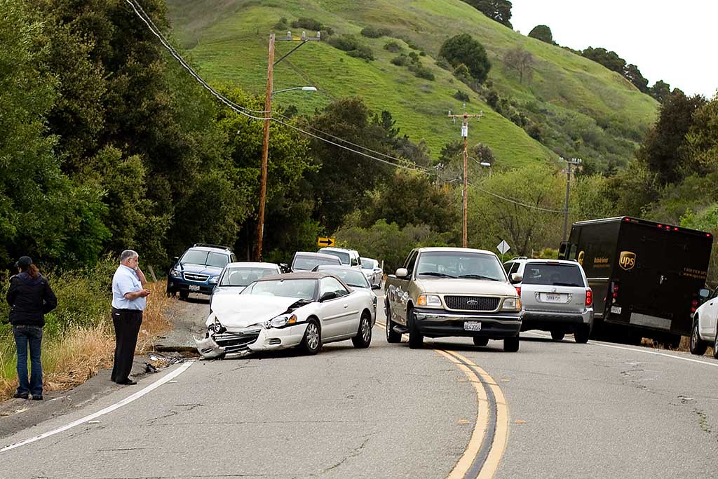 Accident on Crow Canyon Road pointnshoot Flickr