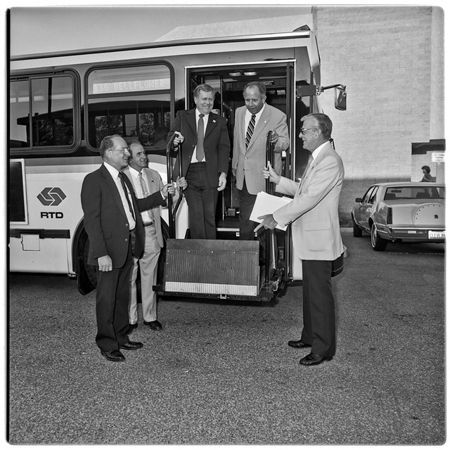 SCRTD New Bus at Bellflower City Council RTD_1949_09 Flickr