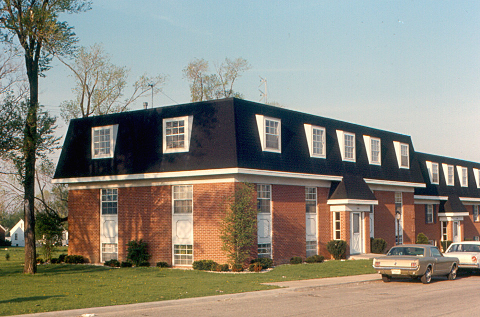 Peoria My Apartment I lived in this apartment building a… Flickr