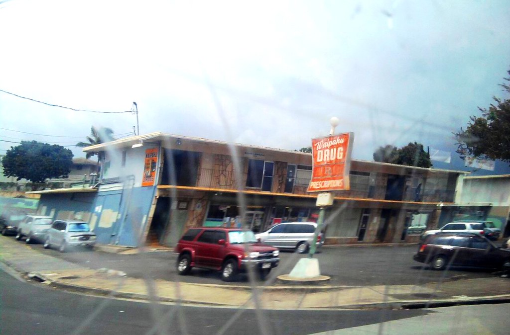 Waipahu Drug 94748 Hikimoe Street (Bus scratched window… Flickr
