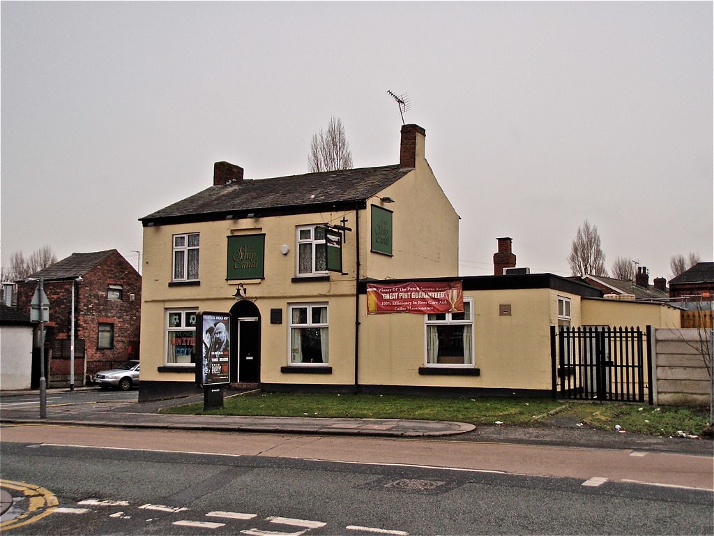 The Ship Canal Eccles, Manchester. Corner of Barton Lane… Flickr