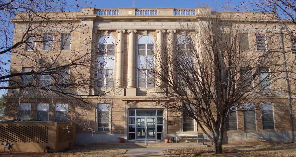 Terry County Courthouse (Brownfield, Texas) This is a phot… Flickr