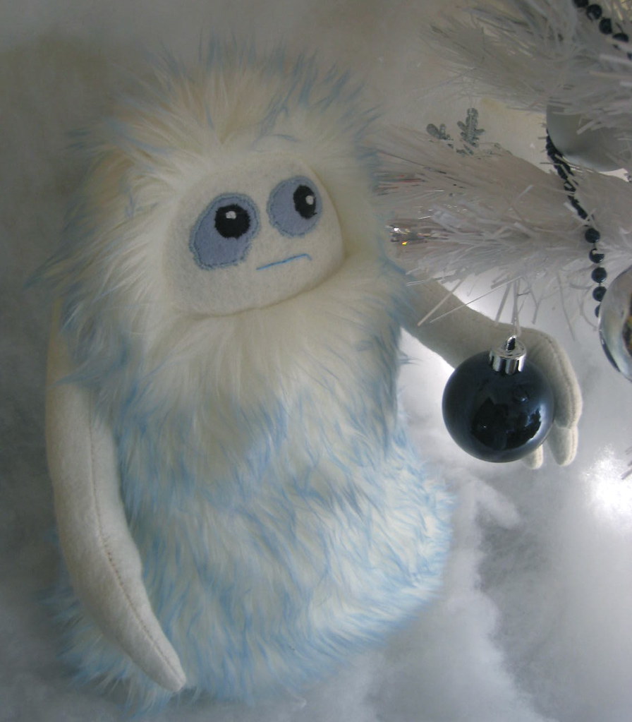 Cotton Candy Yeti Handmade faux fur yeti/abominable snowma… Flickr