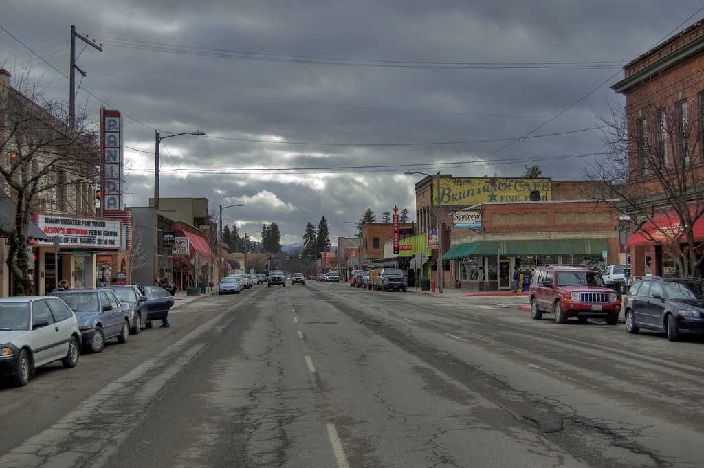 Downtown Sandpoint Idaho This is the main street running t… Flickr