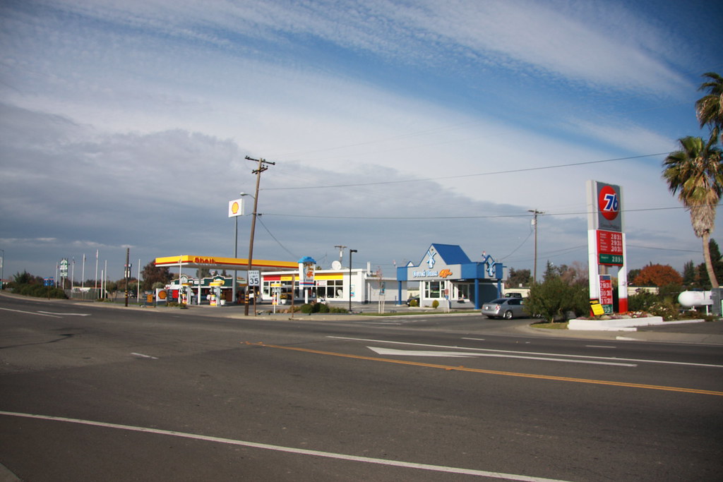 Orland I5 Mini Storage, 844 Tehema, Orland, CA John Batchelder Flickr