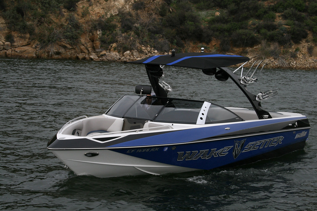 Cameron on Castaic Lake, CA This Malibu Boats (MalibuBoat… Flickr