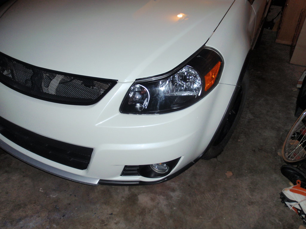 How To Remove Paint From Plastic Headlights at Sherita Fink blog