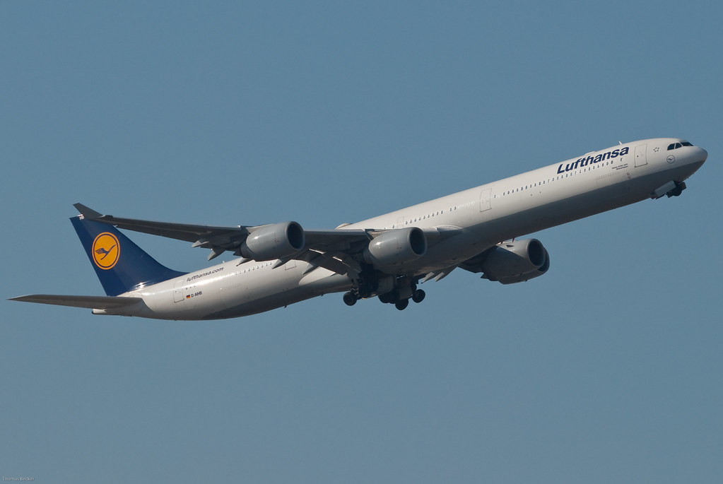 Lufthansa Airbus A340642 DAIHB Bremerhaven (39411) Flickr