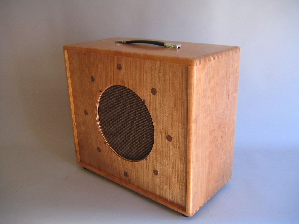 Cherry speaker (Dagtone Woodworks) 12" guitar spea… Flickr