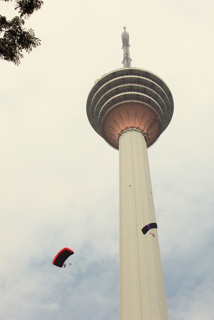 Kuala Lumpur International Base Jumping 2009 sj liew Flickr