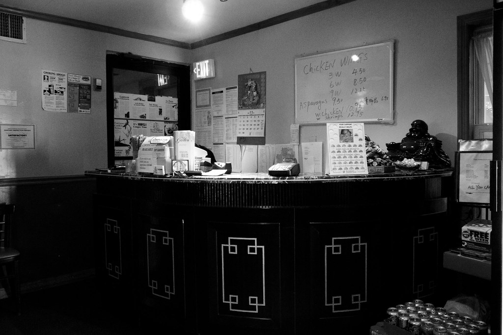Day 5 Ivy Garden The counter in Ivy Garden, a Chinese res… Flickr