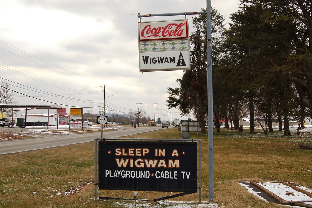 Kentucky, Cave City Barren County, "Sleep In A Wigwam" Wi… Flickr