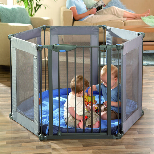 Lindam fabric baby playpen hexagon shape The Lindam Fabric… Flickr