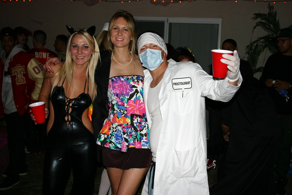 Halloween in Simi Valley 2009 104 PlumbCrazySRT Flickr