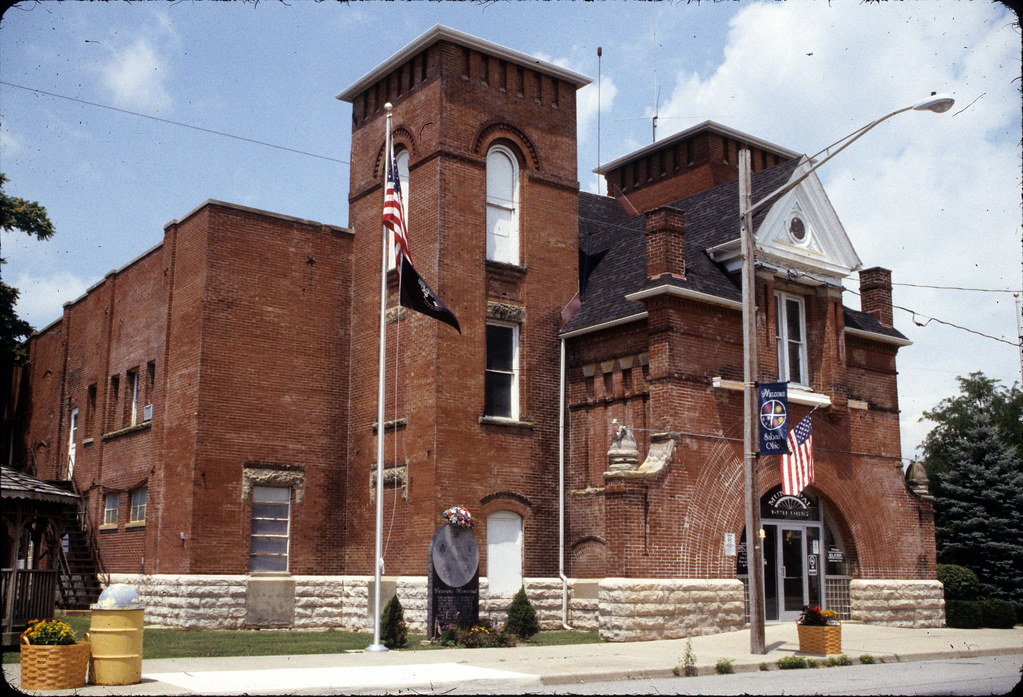 OH East Bound June 07 403 Sabina Municipal Building, city… Flickr