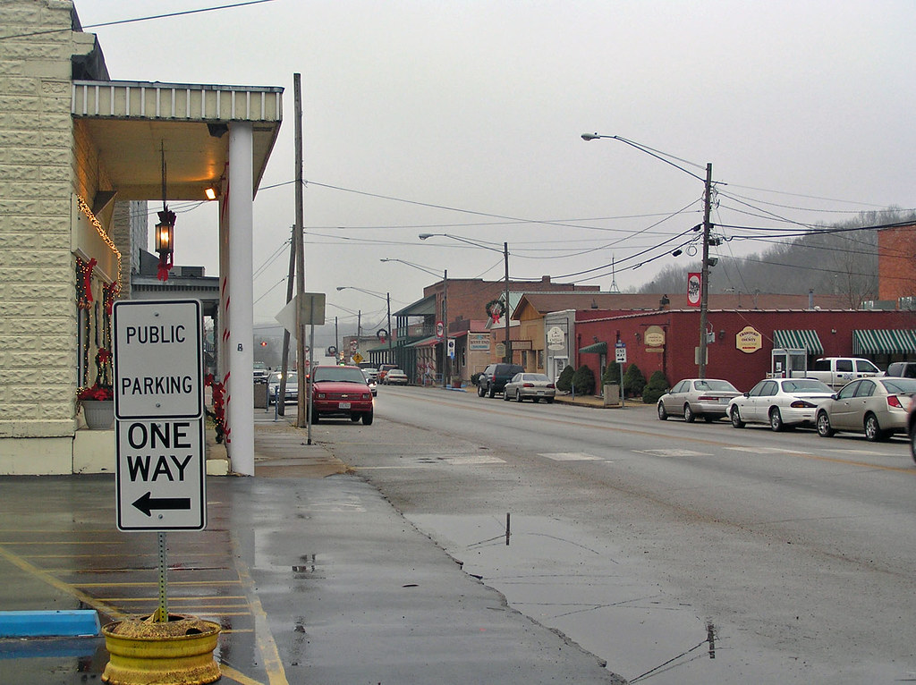 steelville main street Looking East on Steelville's Main S… Flickr