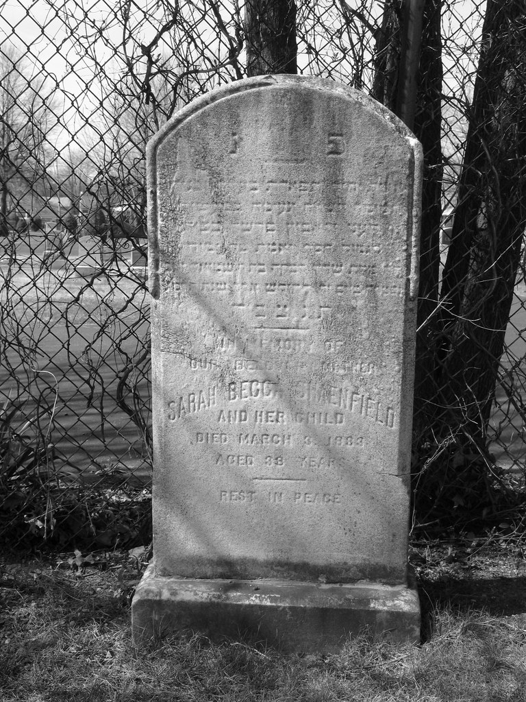 Breslau Cemetery (Lindenhurst) Breslau Cemetery (Lindenhur… Flickr