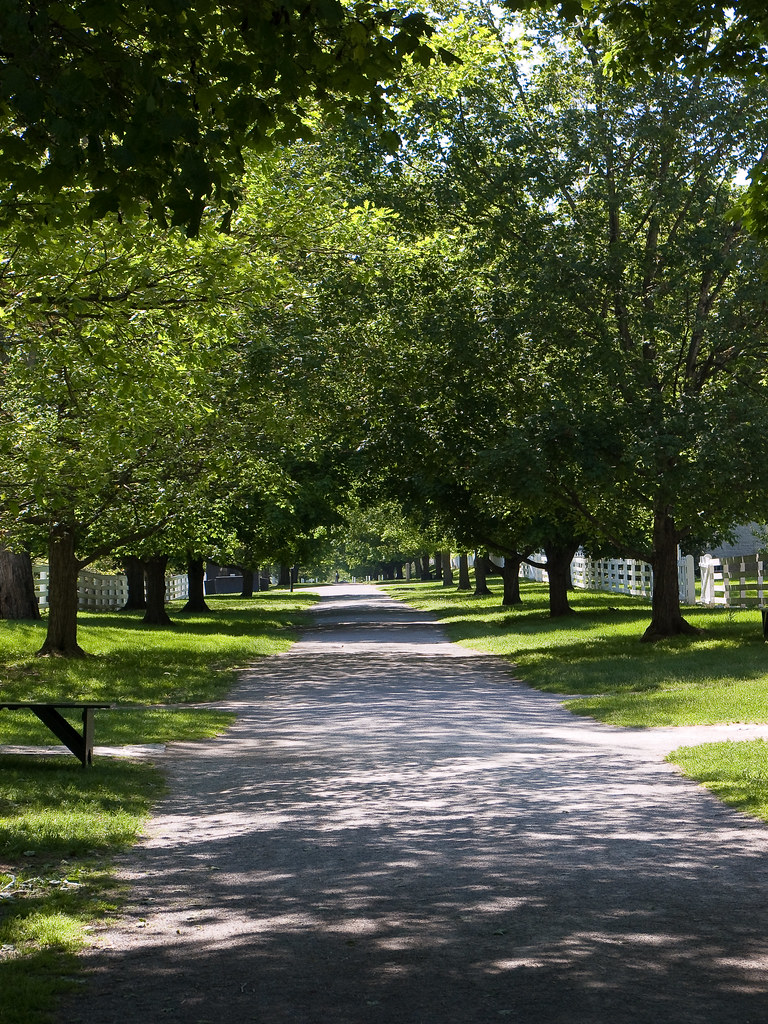 Shaker Village Shaker Village is located in Pleasant Hill,… Flickr